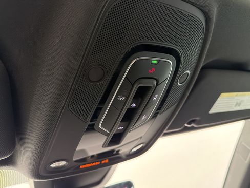 Used 2022 Audi RS Q8 AWD/4WD image 30