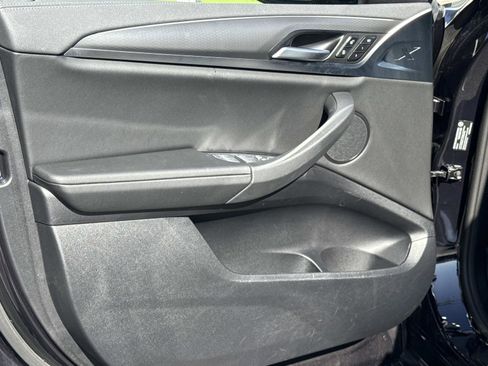 Used 2025 BMW X4 M40i image 15