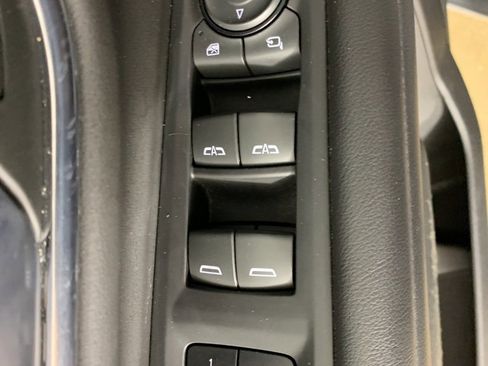 Used 2022 Chevrolet Tahoe LT w/ Luxury Package image 20