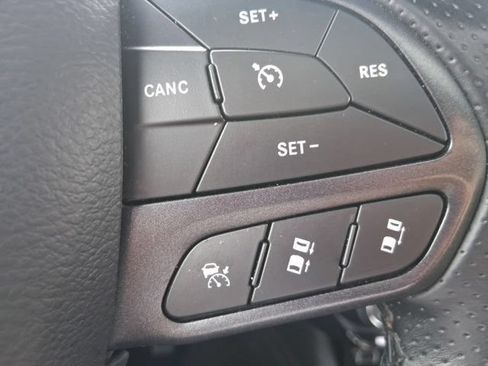 Used 2025 Dodge Durango R/T AWD/4WD image 24