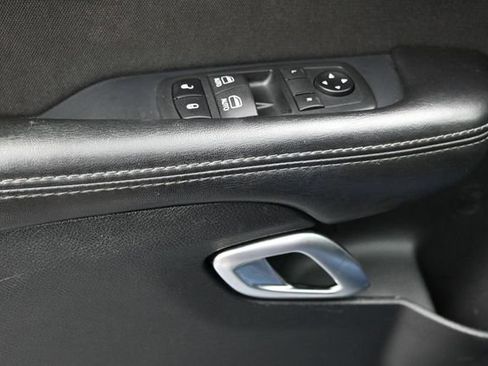 Used 2020 Dodge Challenger R/T Scat Pack RWD image 19