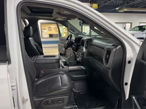 Used 2019 Chevrolet Silverado 1500 LTZ w/ LTZ Premium Package image 11