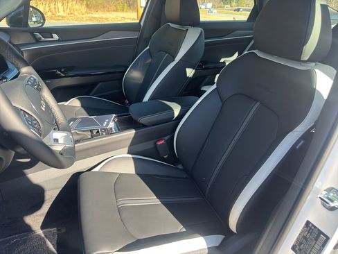 New 2026 Kia K5 GT-Line image 9