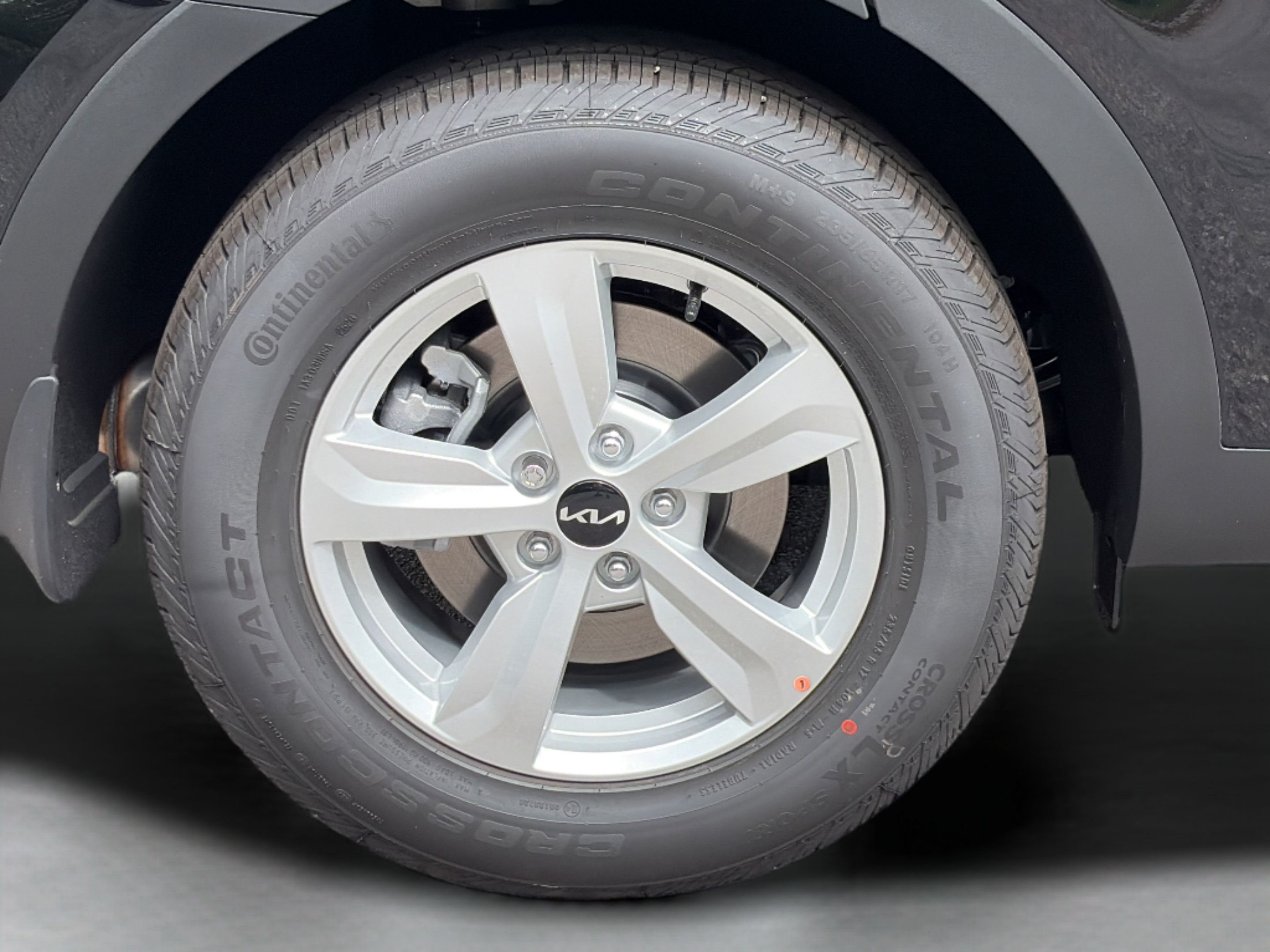 New 2026 Kia Sorento LX FWD image 10