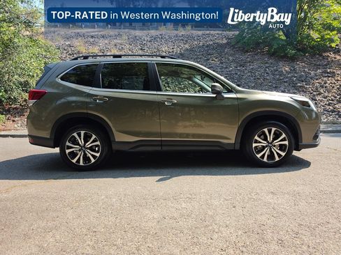 Used 2023 Subaru Forester Limited AWD/4WD image 4