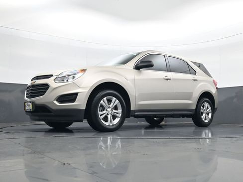 Used 2016 Chevrolet Equinox LS image 21