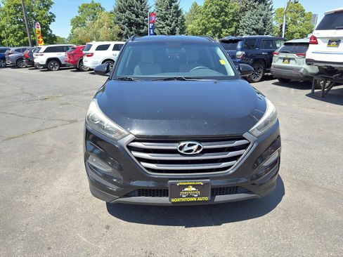 Used 2016 Hyundai Tucson SE w/ Option Group 02 AWD/4WD image 12
