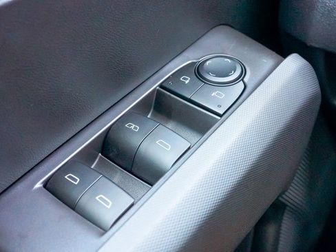 New 2026 GMC Canyon Elevation w/ Convenience Package image 21