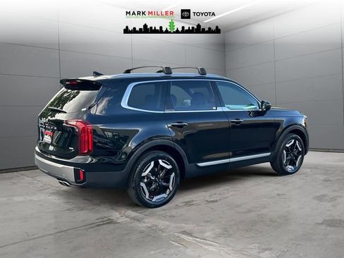 Used 2025 Kia Telluride S AWD/4WD image 5