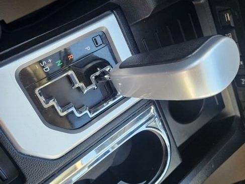 Used 2020 Toyota Tundra SR5 image 29