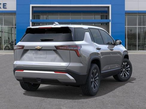 New 2026 Chevrolet Equinox LT w/ Convenience Package II image 4