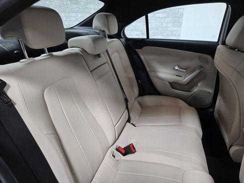 Used 2020 Mercedes-Benz A 220 A 220 image 48