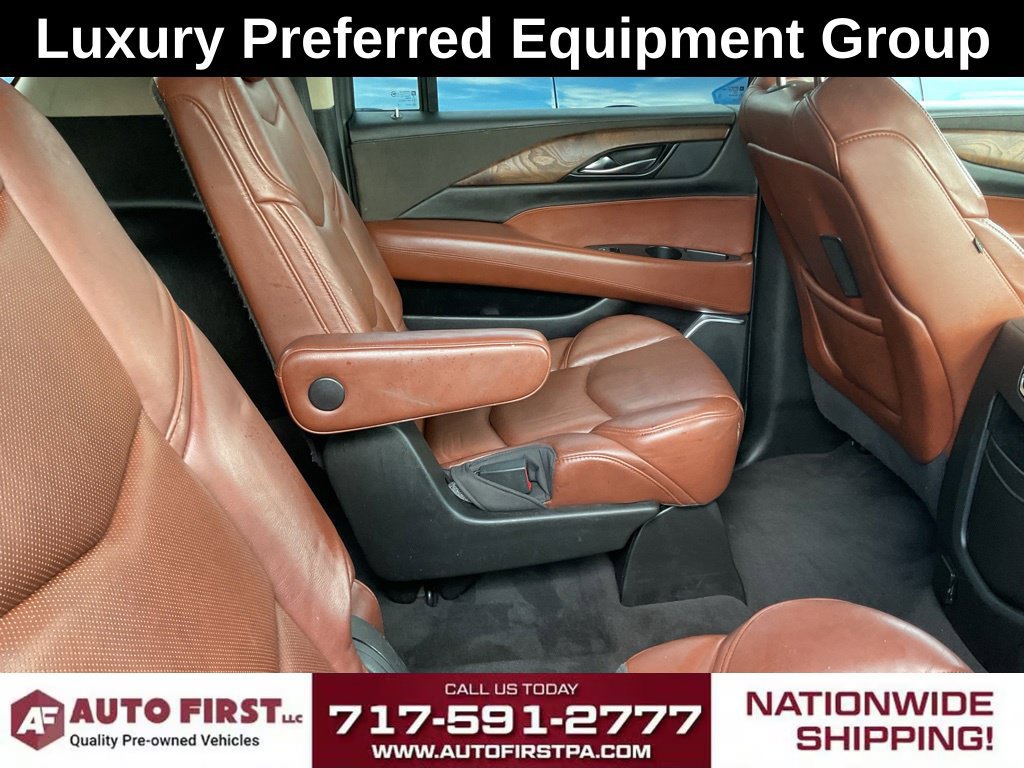 Used 2020 Cadillac Escalade ESV Luxury AWD/4WD image 15