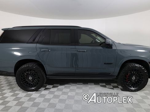 Used 2025 Cadillac Escalade V image 4