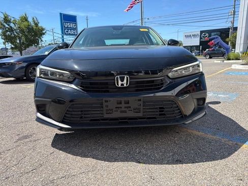 Used 2024 Honda Civic EX image 2