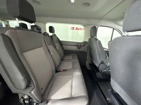 Used 2024 Ford Transit 350 XLT RWD image 39