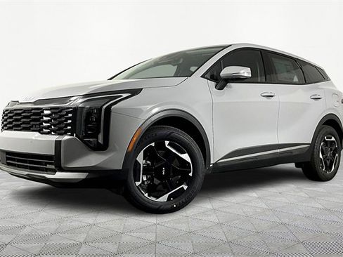 New 2026 Kia Sportage S image 1