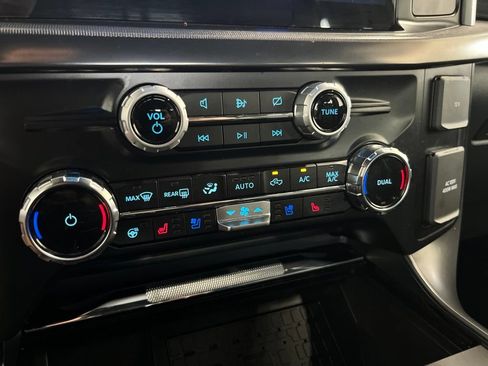 Used 2024 Ford F150 Lariat w/ Equipment Group 502A High AWD/4WD image 17