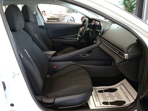 Used 2021 Hyundai Elantra SEL w/ Convenience Package FWD image 36