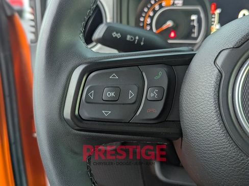 Used 2025 Jeep Wrangler Unlimited Sport AWD/4WD image 21