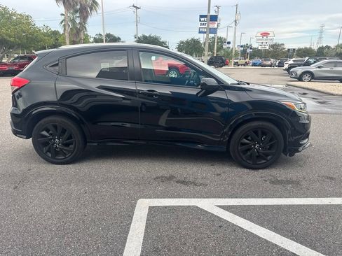 Used 2022 Honda HR-V Sport image 4