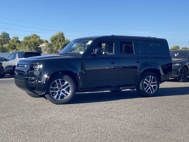 New 2025 Land Rover Defender 130 X-Dynamic SE AWD/4WD image 25