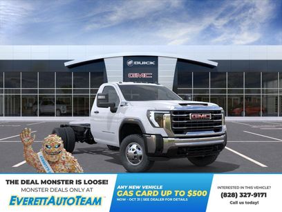New 2026 GMC Sierra 3500 Pro w/ Convenience Package