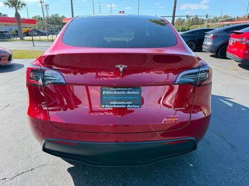 Used 2025 Tesla Model Y Long Range image 6