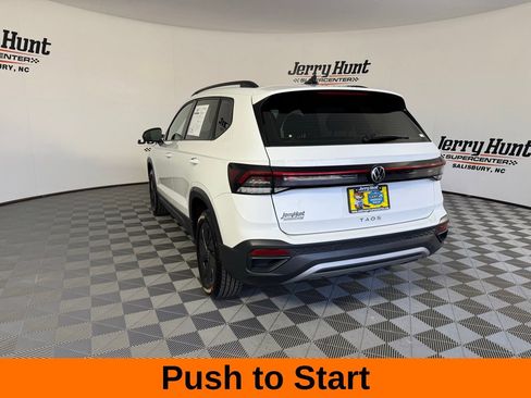 Used 2025 Volkswagen Taos S image 9