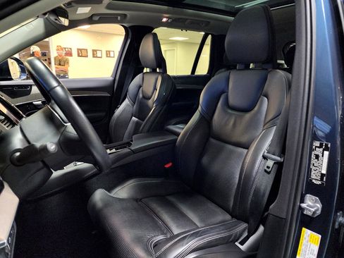 Used 2021 Volvo XC90 T8 Inscription image 15