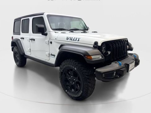 Used 2023 Jeep Wrangler Unlimited AWD/4WD image 4
