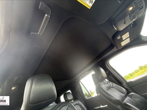Used 2022 Lincoln Navigator Reserve image 22