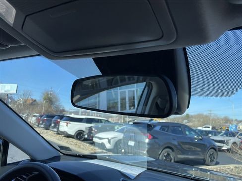 Used 2024 Toyota RAV4 LE image 26