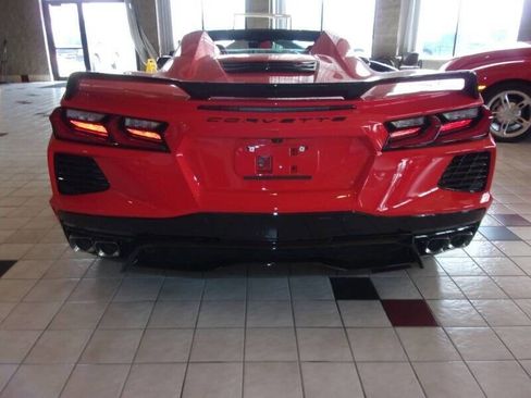 Used 2023 Chevrolet Corvette Stingray Premium Conv w/ Z51 Performance Package image 6