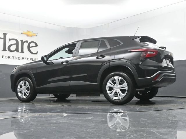 New 2026 Chevrolet Trax LS FWD image 34