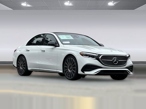 Used 2026 Mercedes-Benz E 350 Sedan image 7