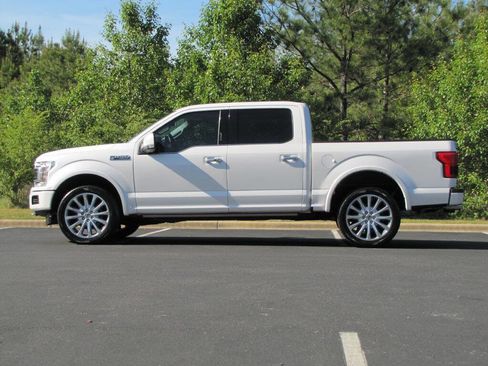 Used 2019 Ford F150 Limited w/ Trailer Tow Package image 5