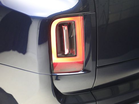 New 2026 Rolls-Royce Cullinan image 40