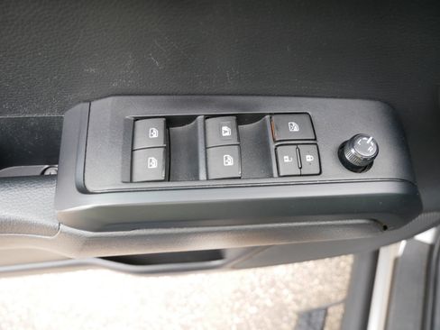 Used 2022 Toyota Tacoma SR image 20