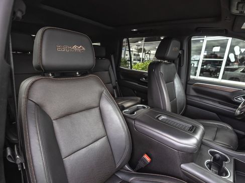 Used 2021 Chevrolet Tahoe High Country w/ Premium Package AWD/4WD image 28