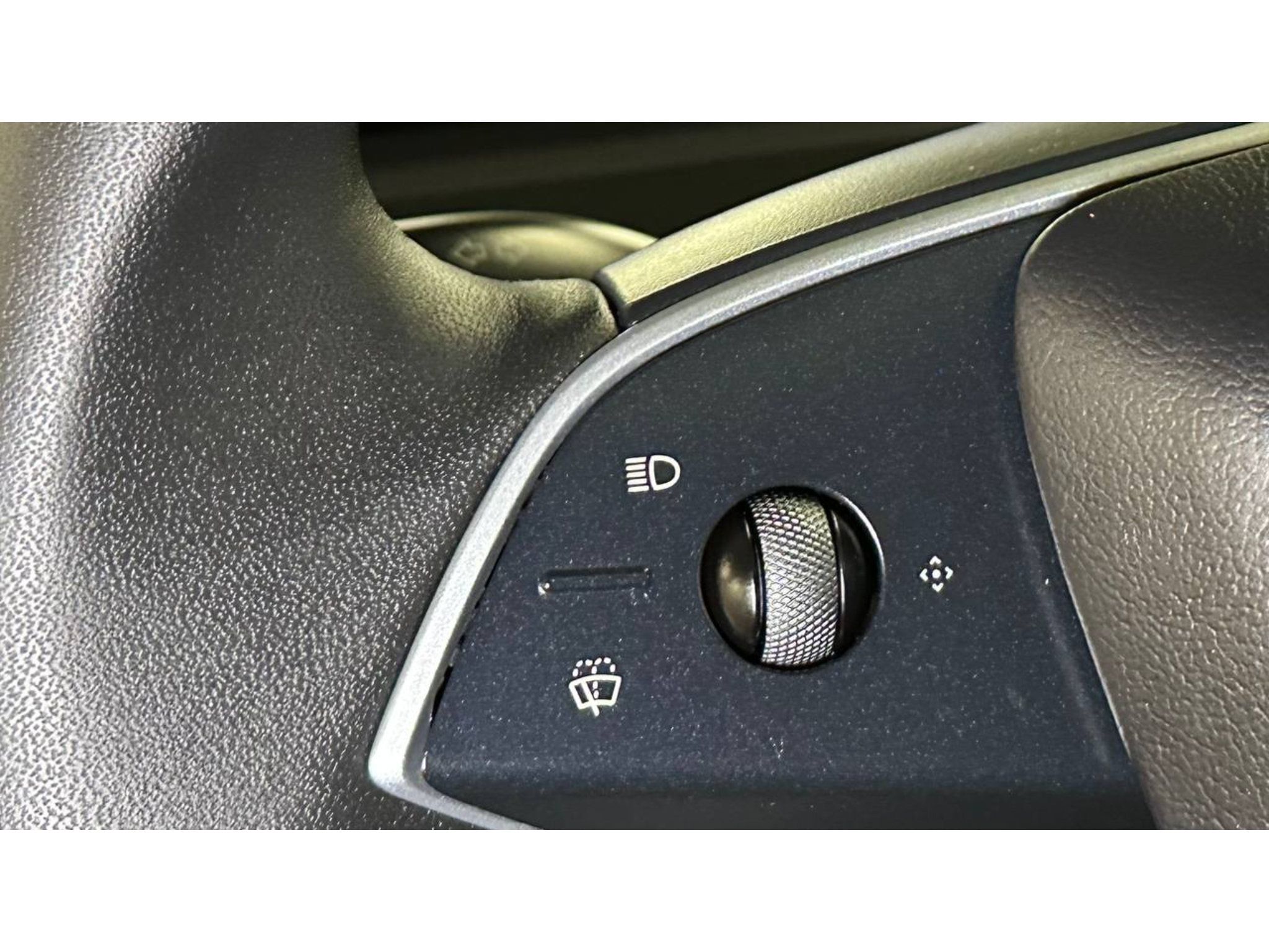 Used 2026 Tesla Model Y AWD image 24