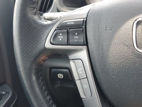 Used 2014 Honda Pilot Touring image 27