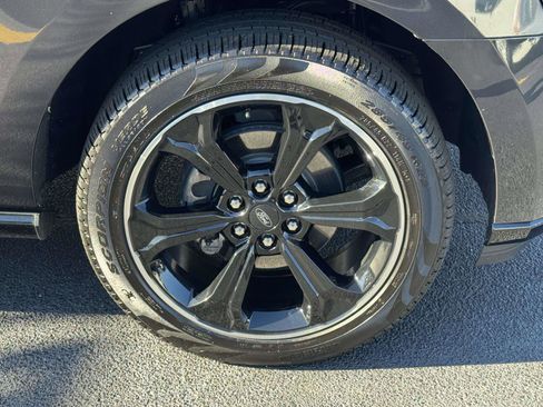 Used 2024 Ford Expedition Max Limited image 7