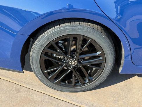 Certified 2025 Toyota Camry SE FWD image 6