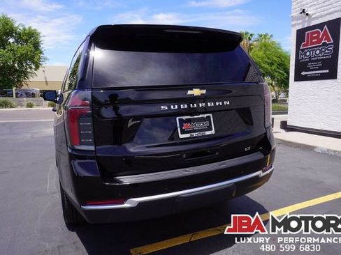 Used 2025 Chevrolet Suburban LT RWD image 52