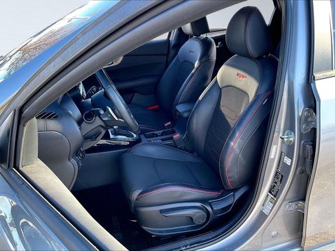 Used 2023 Kia Forte GT image 25