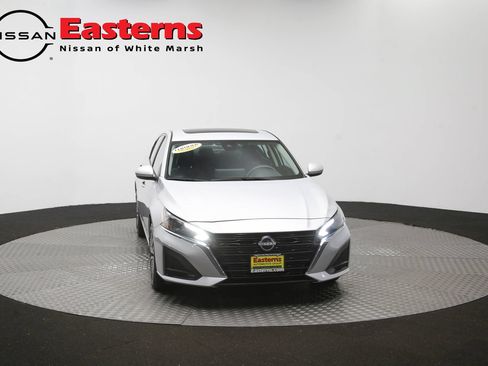 Used 2023 Nissan Altima 2.5 SV w/ SV Premium Package AWD/4WD image 51