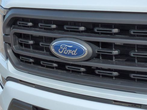 Used 2022 Ford F150 XLT w/ Equipment Group 302A High image 14