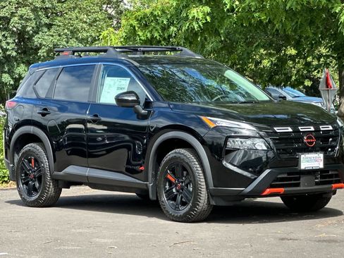 New 2026 Nissan Rogue SV AWD/4WD image 9
