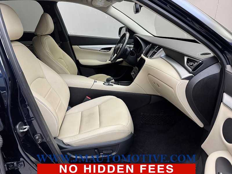 Used 2020 INFINITI QX50 Luxe w/ Cargo Package AWD/4WD image 20